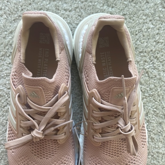 Adidas Ultraboost 19.5 DNA Ash Pearl 8 - Picture 5 of 6